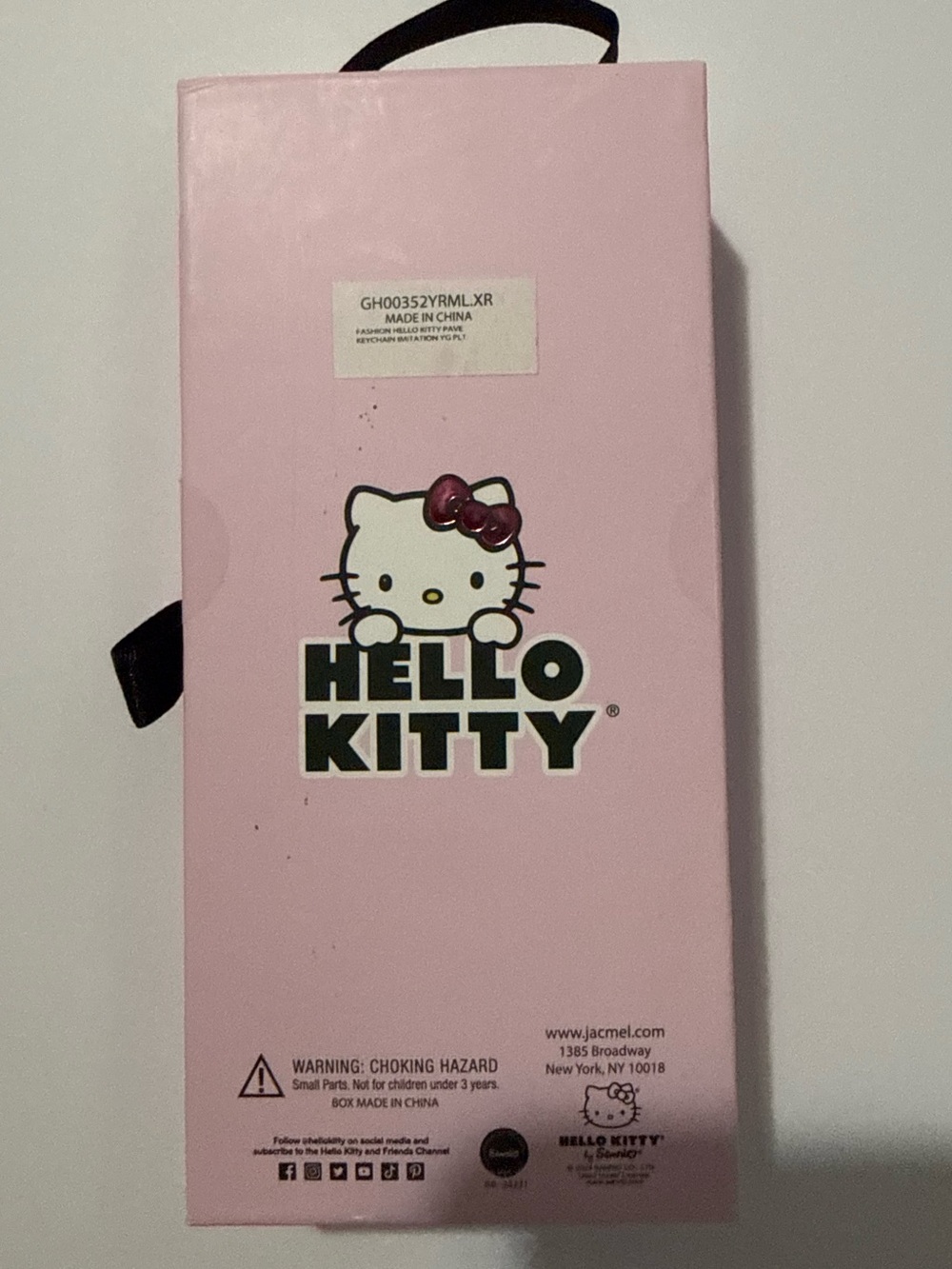 Hello Kitty Keychain - Picture 5 of 11